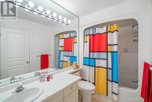 4 - 88 Lakeport Road, St. Catharines (Port Dalhousie), ON - Indoor Photo Showing Bathroom