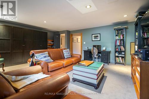4 - 88 Lakeport Road, St. Catharines (Port Dalhousie), ON - Indoor Photo Showing Living Room