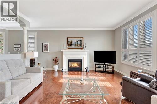 20 Isherwood Avenue Unit# 5, Cambridge, ON - Indoor Photo Showing Living Room With Fireplace