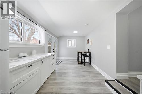 13 Salisbury Avenue, Brantford, ON - Indoor Photo Showing Other Room