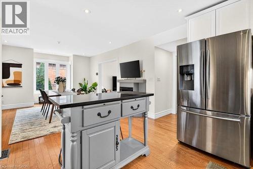 494 Martha Street, Burlington, ON - Indoor Photo Showing Kitchen