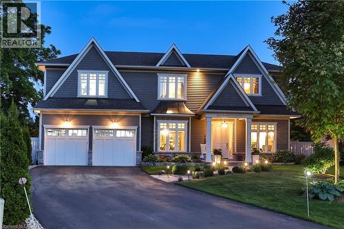 408 Saville Crescent, Oakville, ON - Outdoor With Facade