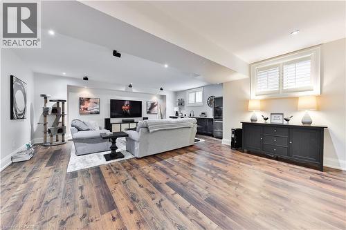 408 Saville Crescent, Oakville, ON - Indoor Photo Showing Other Room