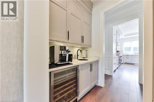 408 Saville Crescent, Oakville, ON - Indoor Photo Showing Kitchen