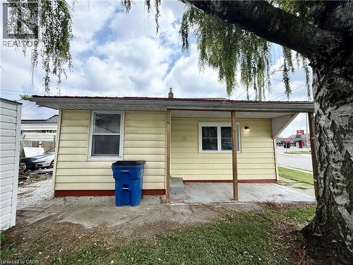 20 Mcnaughton Avenue, Wallaceburg, ON - Outdoor With Exterior