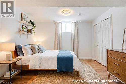 725 Binning Street W, Listowel, ON - Indoor Photo Showing Bedroom