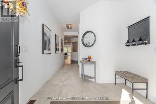 112 Newhouse Boulevard, Caledon, ON -  Photo Showing Other Room