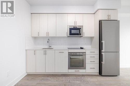 1513 - 2550 Simcoe Street N, Oshawa, ON - Indoor Photo Showing Kitchen