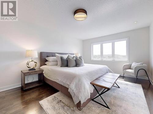 105 Anchusa Drive, Richmond Hill, ON - Indoor Photo Showing Bedroom
