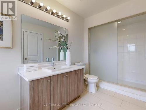 105 Anchusa Drive, Richmond Hill, ON - Indoor Photo Showing Bathroom