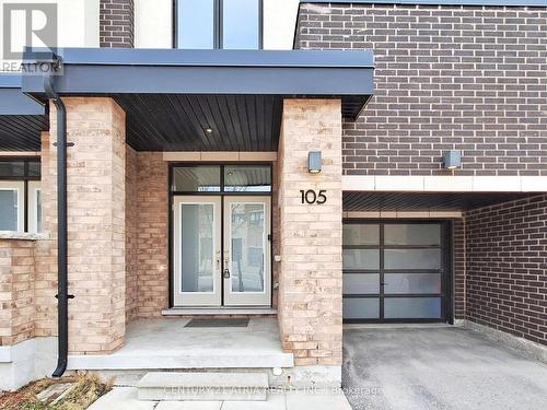 105 Anchusa Drive, Richmond Hill, ON - Outdoor With Exterior