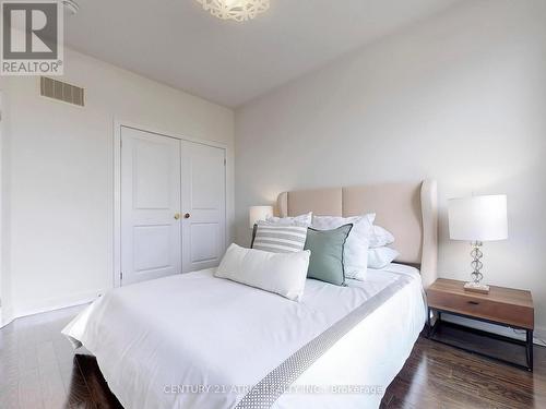 105 Anchusa Drive, Richmond Hill, ON - Indoor Photo Showing Bedroom