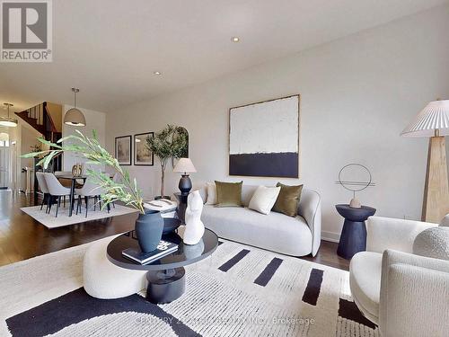 105 Anchusa Drive, Richmond Hill, ON - Indoor Photo Showing Living Room