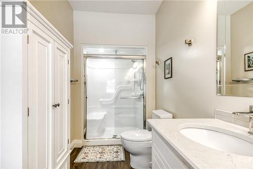 22 Teravista Way, Sudbury, ON - Indoor Photo Showing Bathroom