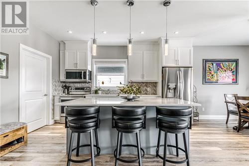 22 Teravista Way, Sudbury, ON - Indoor Photo Showing Kitchen With Upgraded Kitchen