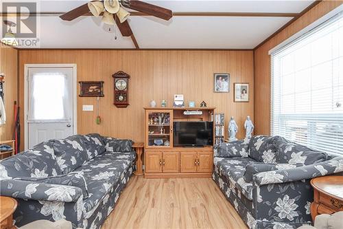 523 River Road, Massey, ON 