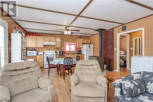 523 River Road, Massey, ON 