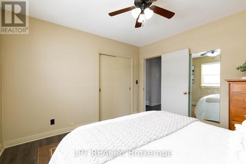 37 Malone Road, Georgina, ON - Indoor Photo Showing Bedroom