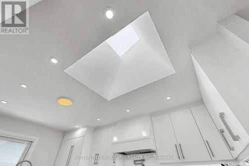 1 Farningham Crescent, Toronto, ON - Indoor Photo Showing Other Room