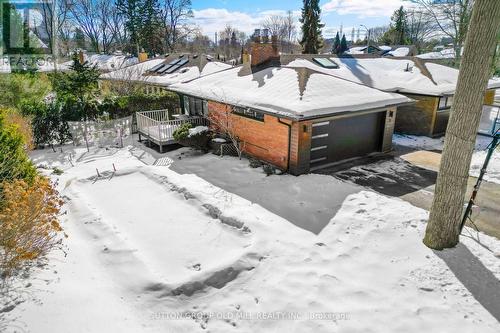 1 Farningham Crescent, Toronto, ON - Outdoor