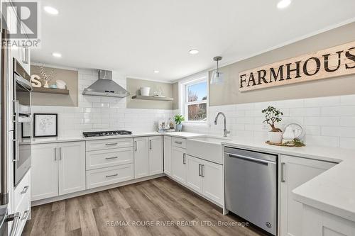 191 Blake Street, Cobourg, ON - Indoor Photo Showing Kitchen With Upgraded Kitchen