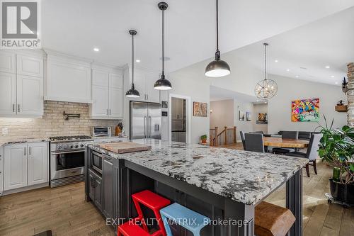 58 De La Seigneurie Street, Champlain, ON - Indoor Photo Showing Kitchen With Upgraded Kitchen