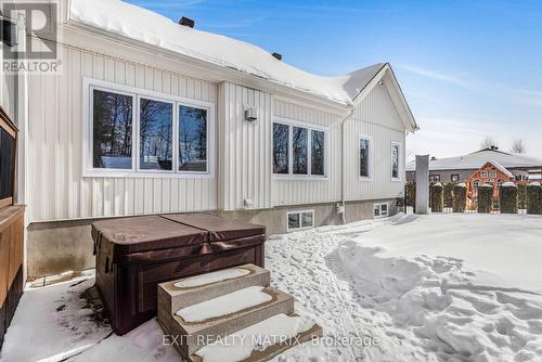 58 De La Seigneurie Street, Champlain, ON - Outdoor