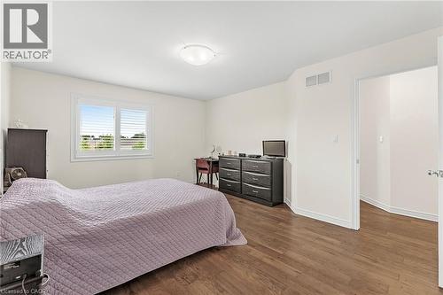 80 Loretta Drive, Virgil, ON - Indoor Photo Showing Bedroom