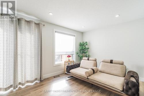 81 Wallace Street, New Tecumseth, ON - Indoor