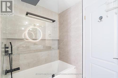 81 Wallace Street, New Tecumseth, ON - Indoor Photo Showing Bathroom