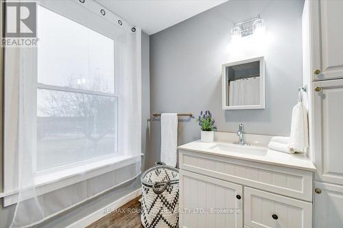 226 Old Danforth Road, Alnwick/Haldimand (Grafton), ON - Indoor Photo Showing Bathroom