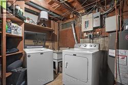Basement: Laundry - 