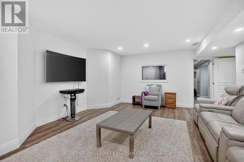 1983 Quarrier Road, London North (North R), ON - Indoor