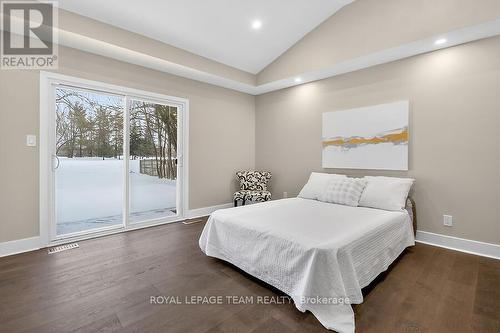 6636 Marina Drive, Ottawa, ON - Indoor Photo Showing Bedroom