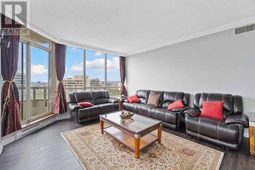 2306 - 1480 Riverside Drive, Ottawa, ON - Indoor Photo Showing Living Room