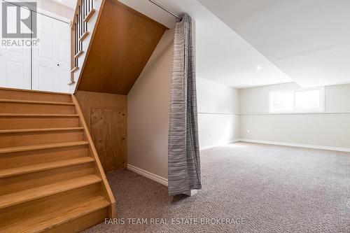 5518 25 Side Road, Essa, ON - Indoor Photo Showing Other Room