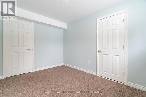 5518 25 Side Road, Essa, ON - Indoor Photo Showing Other Room