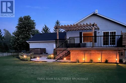 5518 25 Side Road, Essa, ON - Outdoor With Deck Patio Veranda