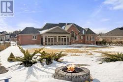 Luxurious Bungalow - 