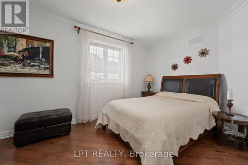 2nd Bedroom - 18 Wolford Court, Georgina, ON - Indoor Photo Showing Bedroom