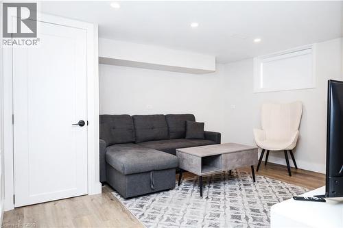 219 Macinnis Street, Welland, ON - Indoor Photo Showing Other Room