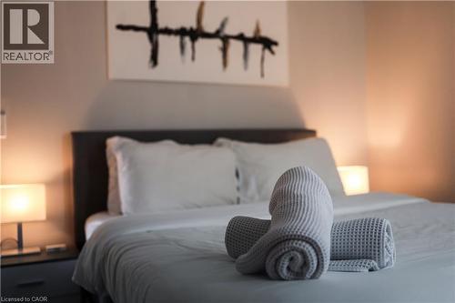 219 Macinnis Street, Welland, ON - Indoor Photo Showing Bedroom