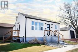 219 MACINNIS Street Welland, ON L3B 2H3