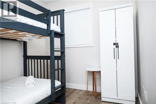 219 Macinnis Street, Welland, ON - Indoor Photo Showing Bedroom