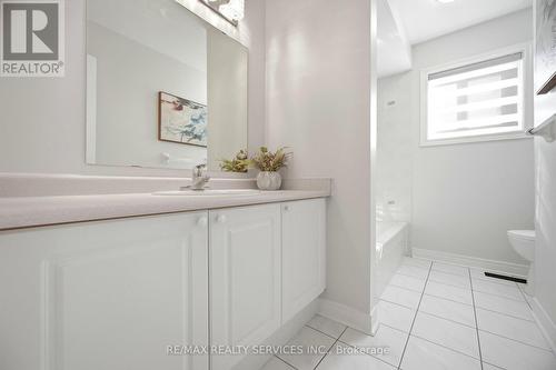 23 Wandering Trail Drive, Brampton, ON - Indoor Photo Showing Bathroom