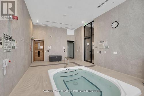 1508 - 7895 Jane Street, Vaughan, ON - Indoor Photo Showing Other Room