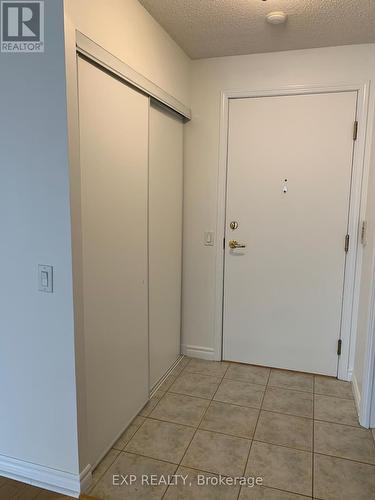 2120 - 25 Kingsbridge Garden Circle, Mississauga, ON - Indoor Photo Showing Other Room