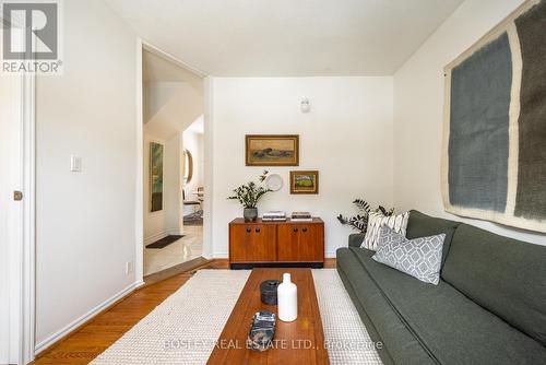 54 Lansdowne Avenue, Toronto, ON - Indoor Photo Showing Other Room