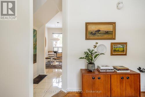 54 Lansdowne Avenue, Toronto, ON - Indoor Photo Showing Other Room