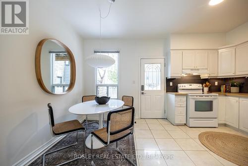 54 Lansdowne Avenue, Toronto, ON - Indoor